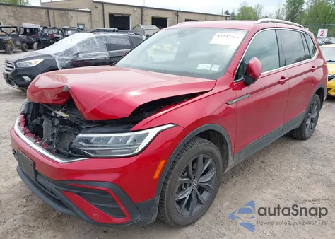 2022 Volkswagen Tiguan 2.0T Se из США, поврежденный, VIN 3VV2B7AX9NM129948